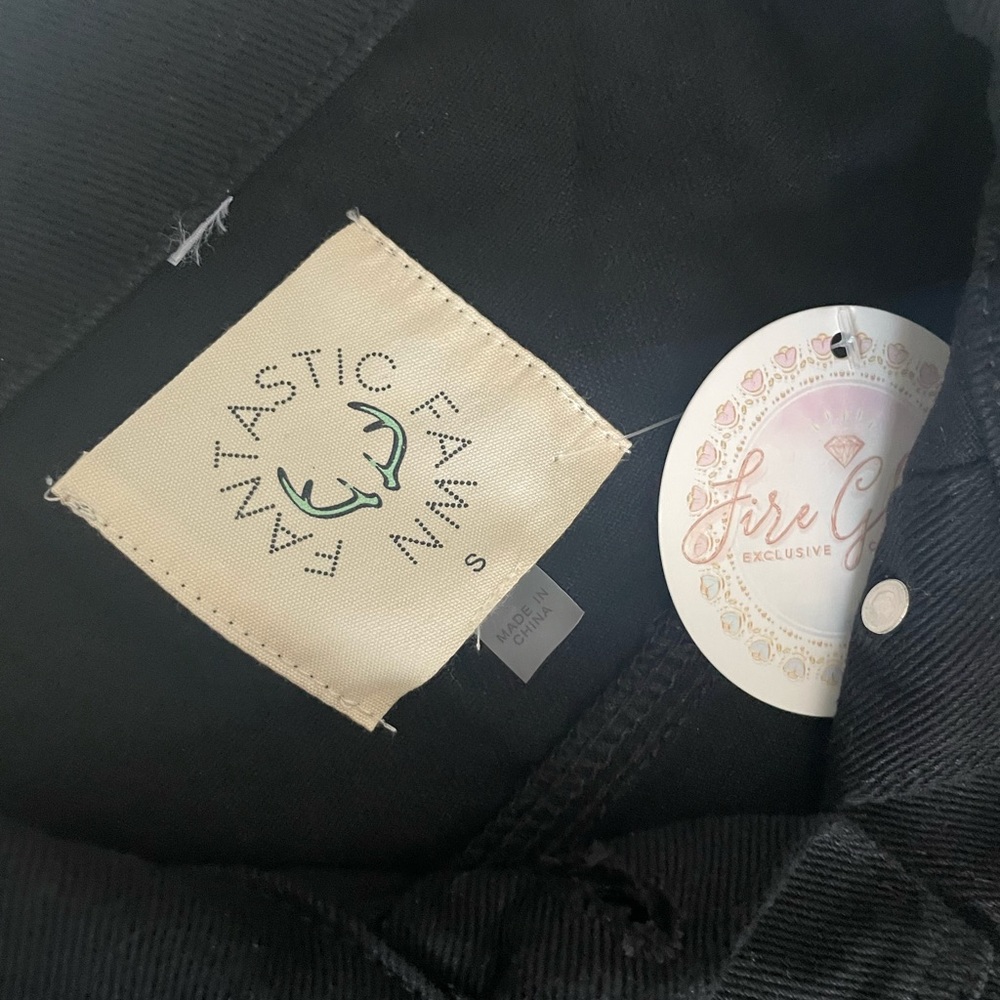 Black Denim Jean Jacket w/ Graphic Print "Stay Wild " - Picture 4 of 4